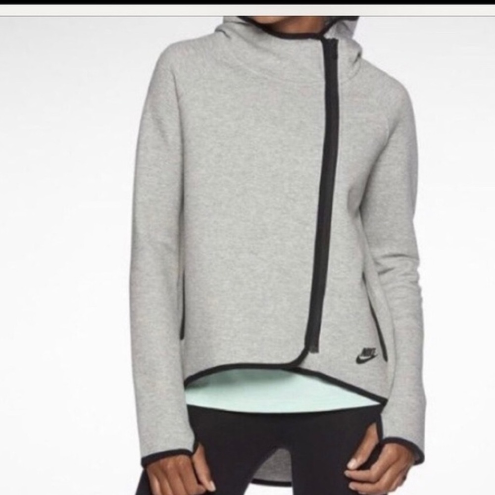 Nike tech asymmetrical hoodie size XS